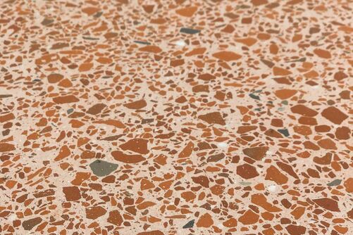 Der veredelte Terrazzo ist ein Unikat.