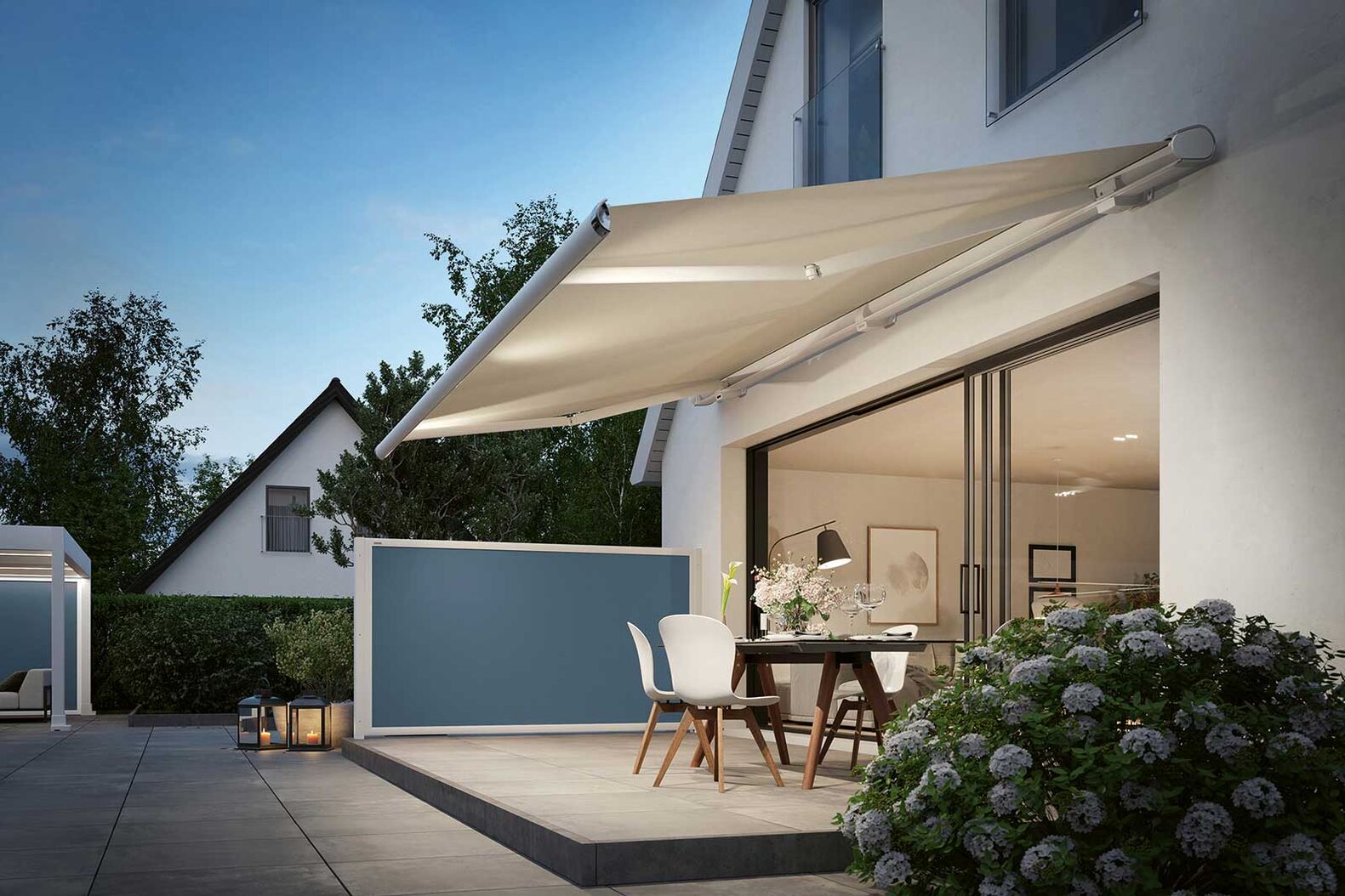 Der Markisenspezialist Markilux bietet mit dem Lichtsystem «mx light» für die Modelle «MX-4» und «pergola style» vielfältige Möglichkeiten, um den Garten mit LED-Leuchten in ein warmes, neutrales bis farbiges Licht zu tauchen. Markilux GmbH + Co. KG, www.markilux.com
