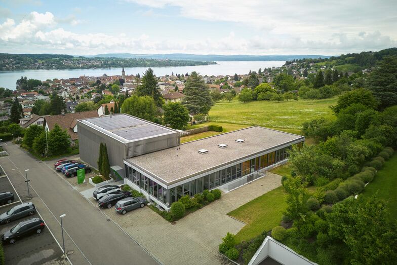 Das ehemalige Büro- und Lagergebäude in Steckborn ist nun ein hochmodernes Bürogebäude mit Schulungstrakt.